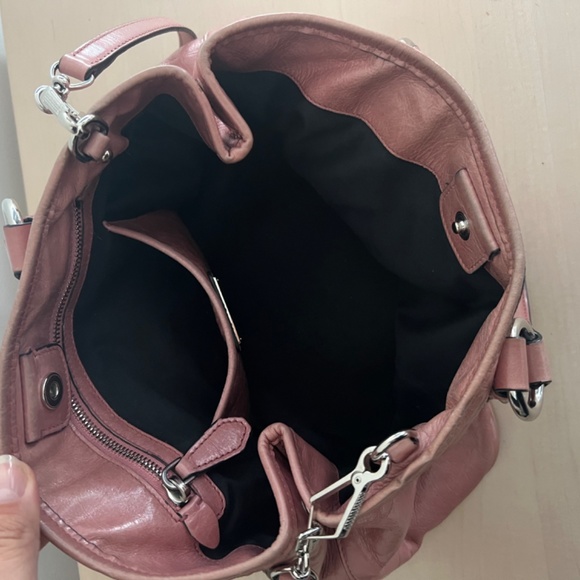 SOLD Vintage Soft Pink Leather Miu Miu Bag - Picture 7 of 9